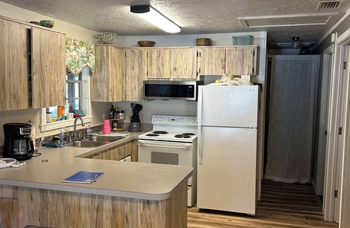 Inverness Cottage | Charming water front cottage with central AC,quiet area in lovely Inverness