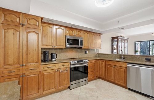 Deerfield Beach House | Charming waterfront townhouse