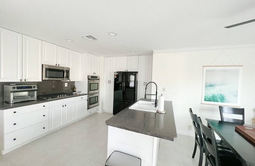 Osbornsville House | CHARMING WATERFRONT HOME IN PRIVATE BEACH COMMUNITY