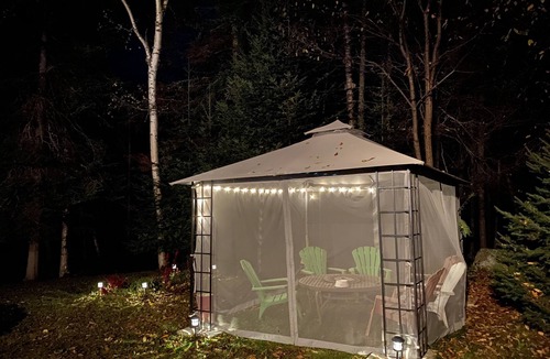 Riviere-Rouge Ski Chalet | Charming Waterfront Cottage 35 minutes from Mont-Tremblant