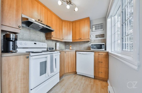 Saint-Placide Cottage | Charming Waterfront Laurentian Cottage