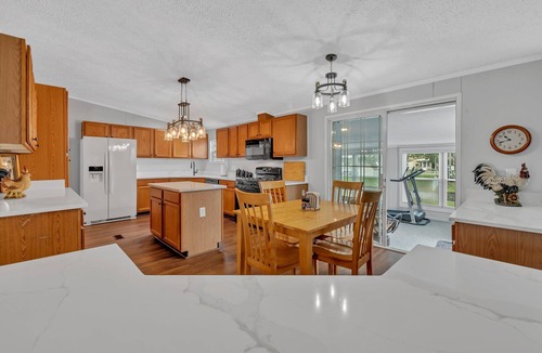 Colington House | Charming waterfront 3-bedroom house