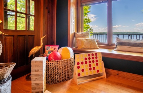 Lake of Bays Cottage | Charming Waterfront Cottage in Muskoka, Pedal Boat, Firepit, A-Frame Bunkie