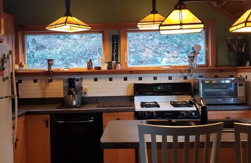 Acton Cottage | Charming Waterfront Cottage on Pristine Great East Lake