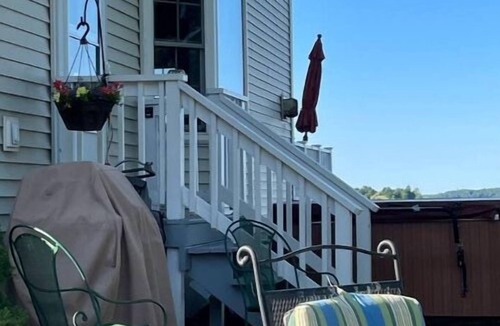 Clayton Apartment | Charming Waterfront duplex docks. small dog welcome