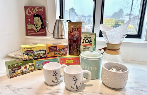 Rockport Condo | Charming Waterfront Home - Patio - AC - Projector - Kitchen - Shops - Dining