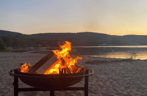 Enfield Cottage | Charming waterfront Mascoma Lake cottage with private beach and dock. ☀️