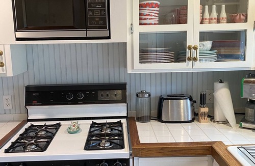 Spirit Lake House | Charming West Lake Okoboji Cabin