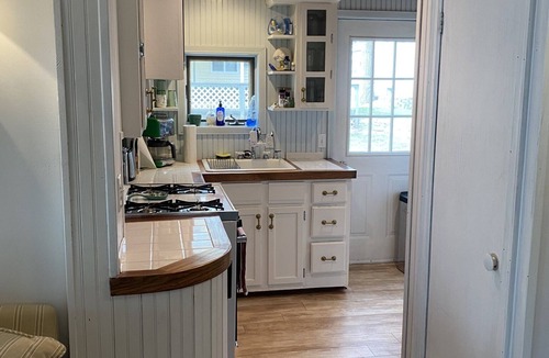 Spirit Lake House | Charming West Lake Okoboji Cabin