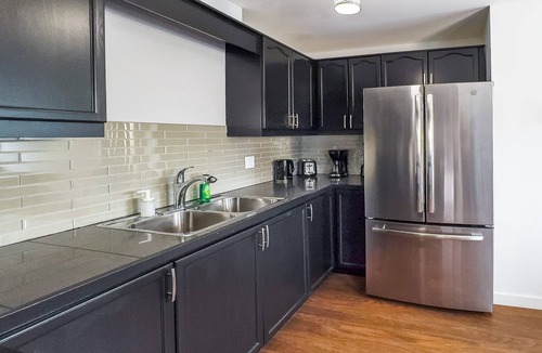 Bobcaygeon Apartment | Charming Winter Retreat | Onsite Parking & Laundry