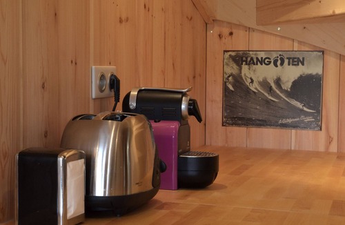 Le Canon House | Charming wooden house