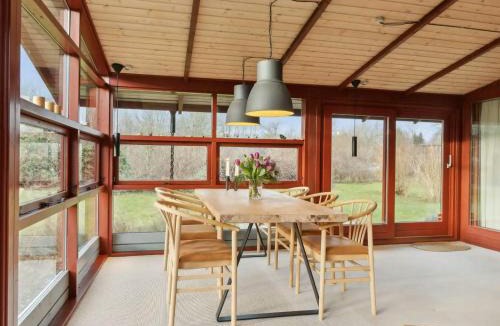 Trend House | Charming Wooden Summer House In Trend