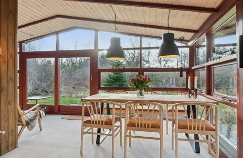 Trend House | Charming Wooden Summer House In Trend