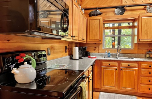 Big Cedars House | Charming Woodland Retreat Near Big Cedar