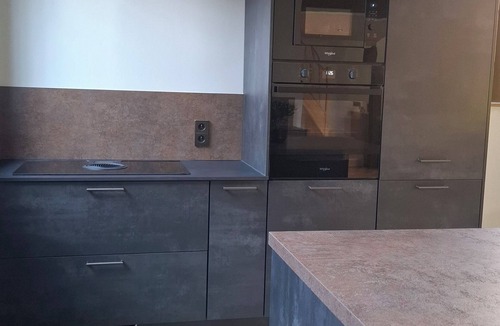 Branne House | Charming workshop with jacuzzi near St-Emilion