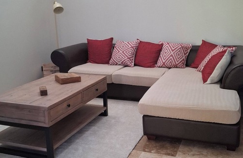 Branne House | Charming workshop with jacuzzi near St-Emilion