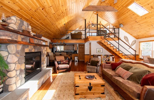 Munnsville Cottage | Charming year round cottages on Waterfall