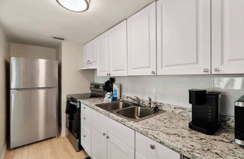 Zephyrhills House | Charming Zephyrhills Duplex | Free Parking & Pets Allowed