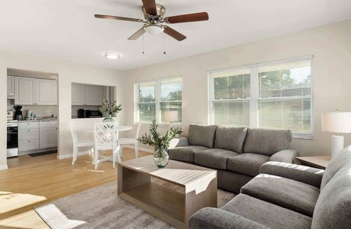 Zephyrhills House | Charming Zephyrhills Duplex | Free Parking & Pets Allowed