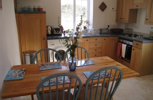 Budleigh Salterton House | Charmingly renovated cottage.