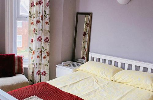 Bournemouth House | Charminster Homestay