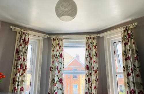 Bournemouth House | Charminster Homestay