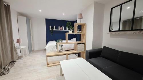 Saint-Pol-sur-Mer Apartment | Charmissime