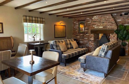 Leyland House | Charnock Farm