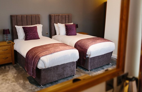 Leyland House | Charnock Farm