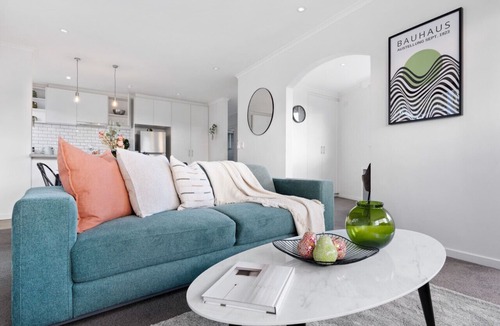 St Kilda Apartment | Charnwood 2BR: Homely Haven