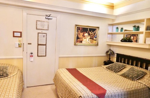 Chatswood House | Charrington Hotel