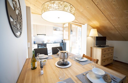 Engadin Scoul Apartment | Chasa Bagnera 174: modern 3 1/2 -room attic apartment right next to the Engadin Bad Scuol