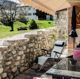 Valchava Apartment | Chasa Curtins