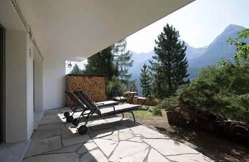 Engadin Scoul House | Chasa Diala, sunny and most beautiful view