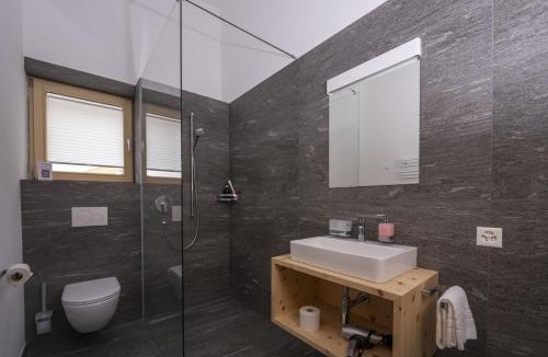 Santa Maria Val Muestair Apartment | Chasa Helvetia Studio