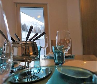 Ravaisch Apartment | Chasa Max