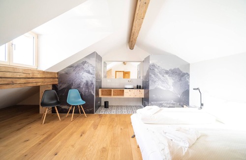Engadin Scoul Apartment | CHASA MUNTANELLA 4.5: BEAUTIFUL 4.5 ROOM ATTIC FLAT, IN A MODERN ENGADIN HOUSE