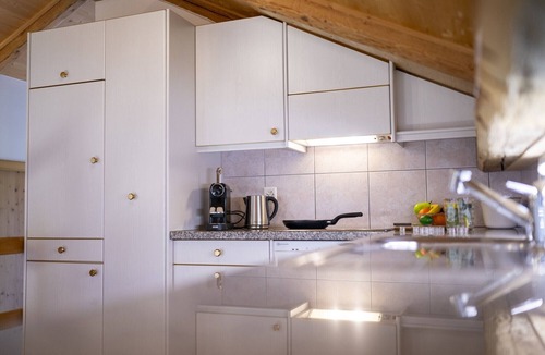 Engadin Scoul Apartment | Chasa Porta 19: Practical and cozy 4.5-room apartment in a central location