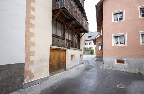 Sent Apartment | Chasa Rustica – Modern 3-Room Apartment with Traditional Charm in Sent