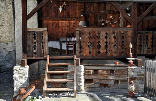 Engadin Scoul House | Chasa Schombrina