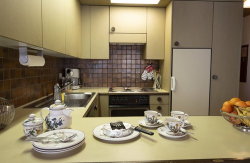 Engadin Scoul Apartment | Chasa Serras - Döpper: Ideally located cosy 2.5 room flat
