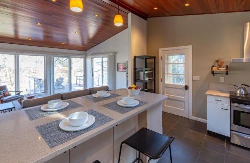 Arnold House | Chase Creek Retreat