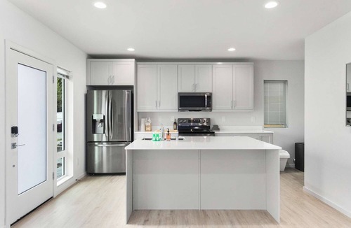 Whittier Heights Apartment | Chase's sweet suite - Micro Studio - 91Walkscore
