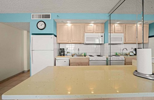 Northeast Virginia Beach Condo | Chase the Sun, We’ve Got the Backup