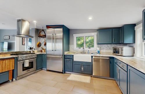 Bethel House | Chasing the Slopes