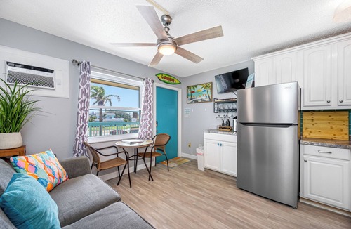 Belleair Beach Condo | Chateau 4E- Beachfront Condo with Pool Closed Special Discounts!