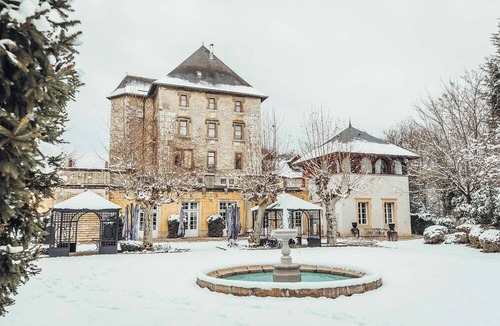 Chambery Apartment | Chateau Authentique avec piscine dans les Vignes