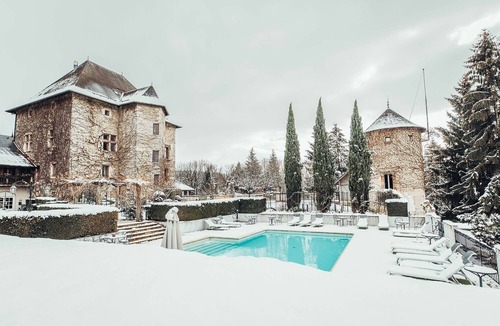 Chambery Apartment | Chateau Authentique avec piscine dans les Vignes