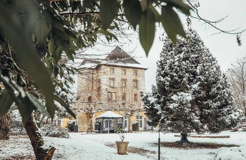 Chambery Apartment | Chateau Authentique avec piscine dans les Vignes
