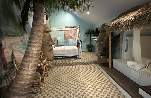 I-435 West KC-KS Hotel | Chateau Avalon Hotel & Spa